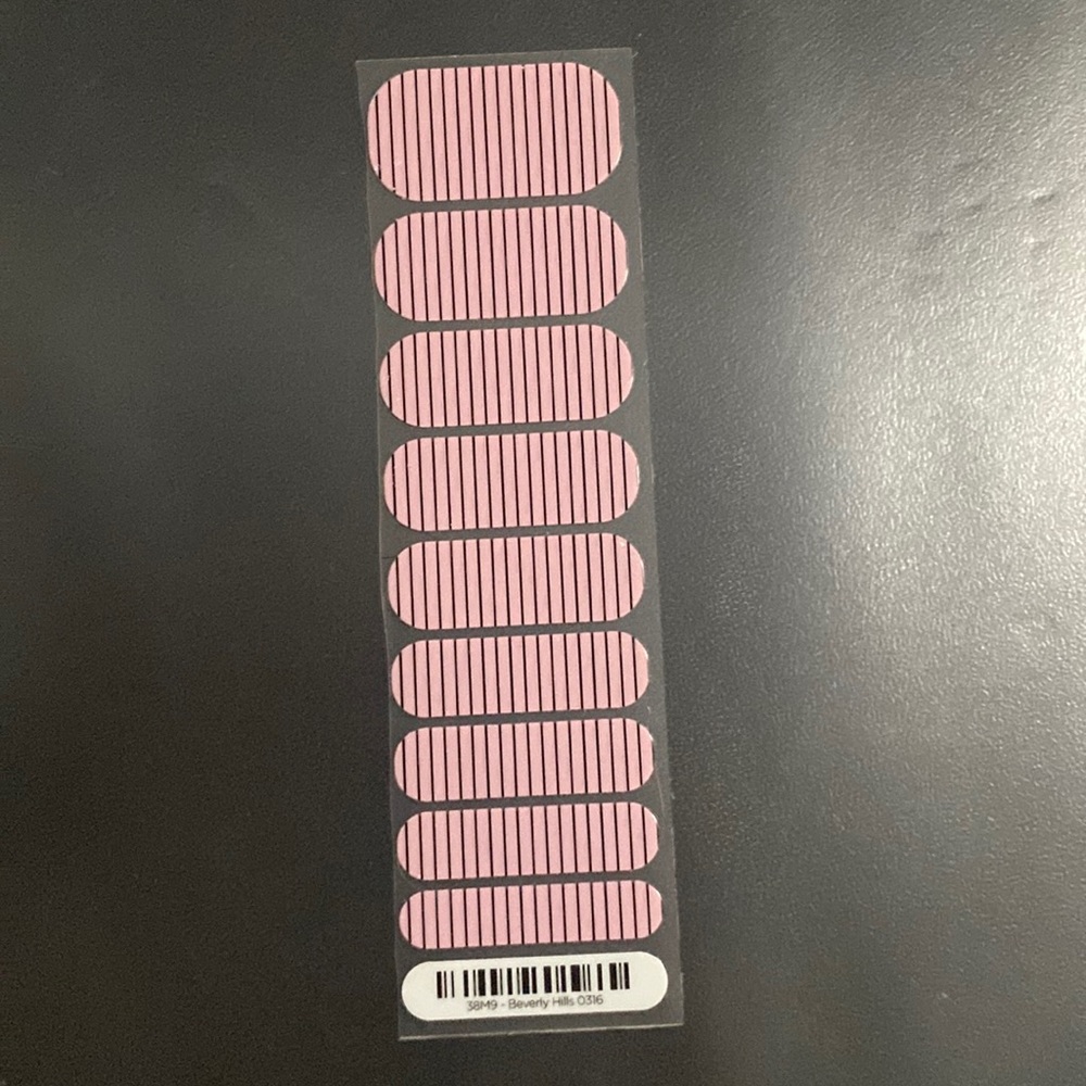 ✨5 for $20✨ Jamberry half sheet Beverly Hills